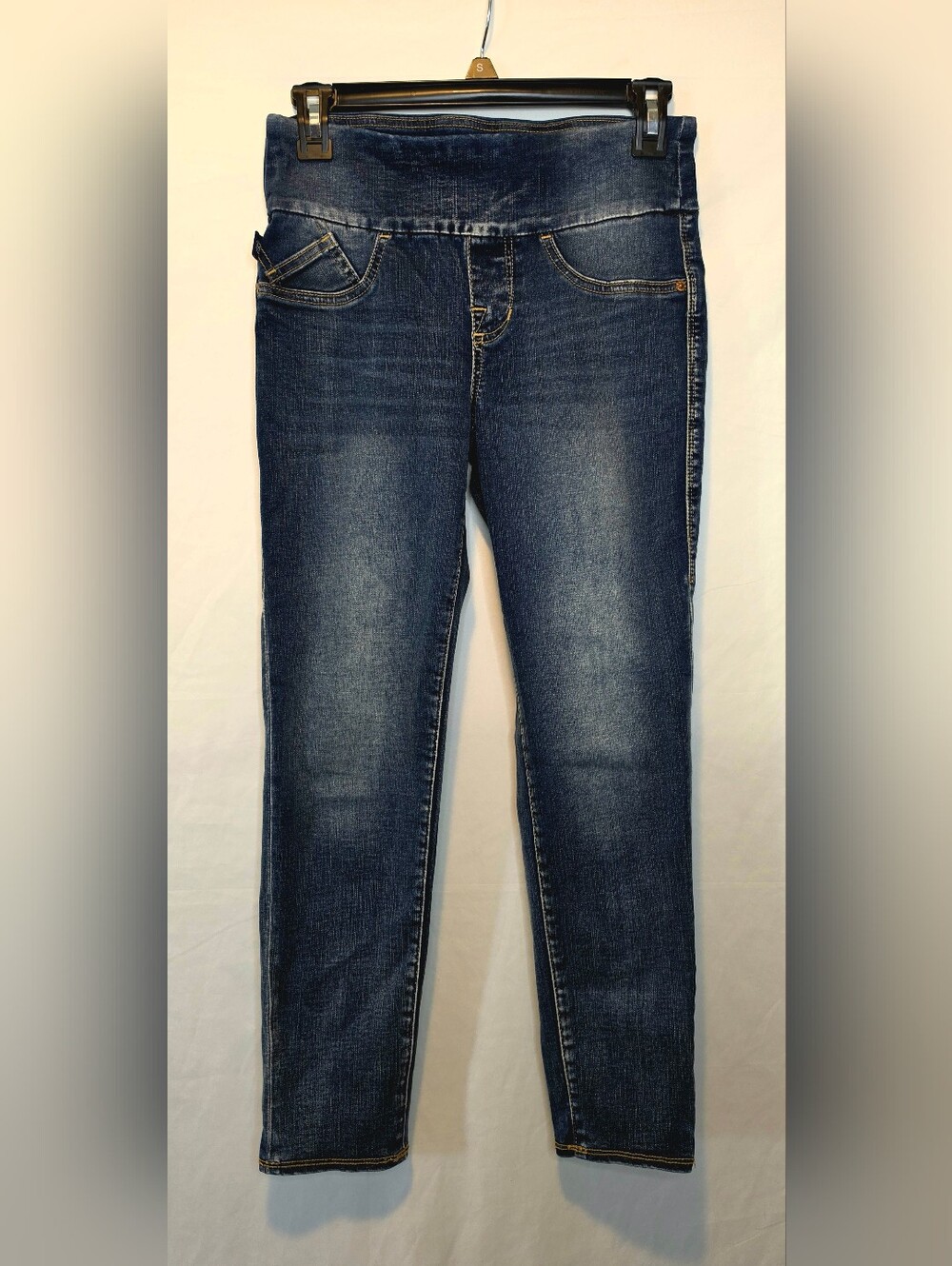 NEW Rock & Republic Fever Pull On Cropped Jeans - Slimming Stretch Size 2 NWOT